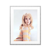Fonda in Yellow