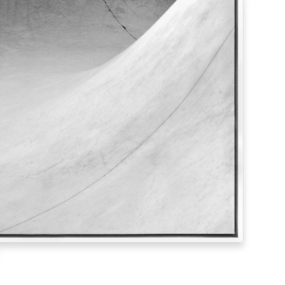 LA Curves