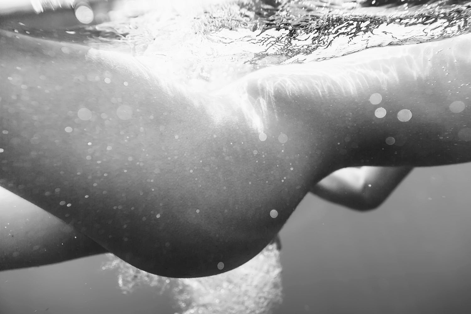 Subaquatic | Monochrome