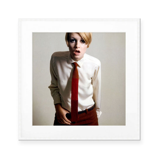 Twiggy in Shirt and Tie